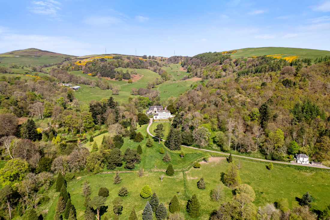 Garthewin Estate 83