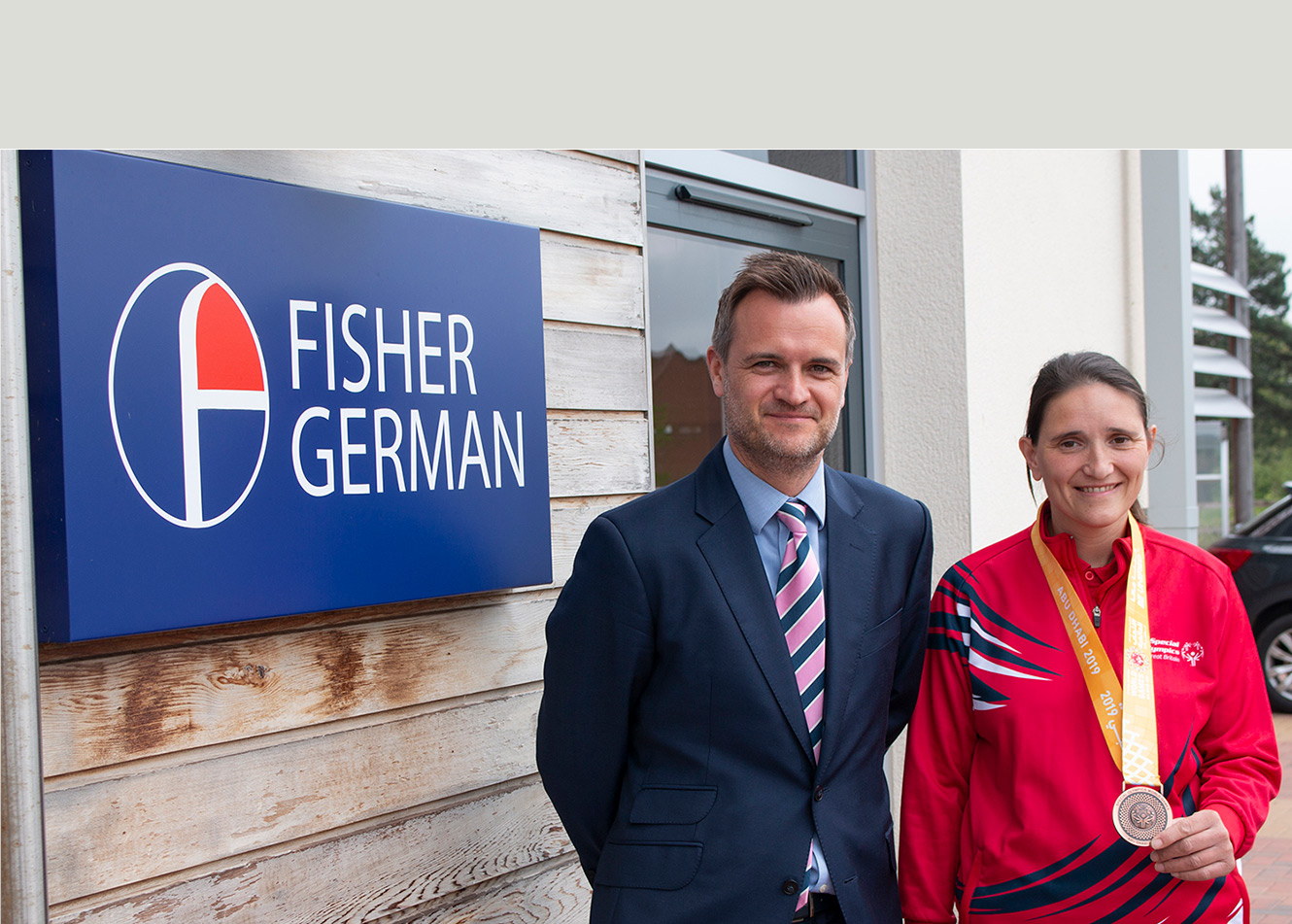 Julie freestone fisher german banner v2