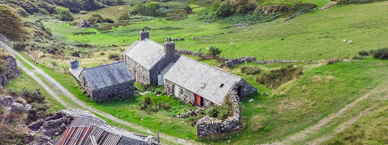 Remote snowdonia cottage fisher german banner